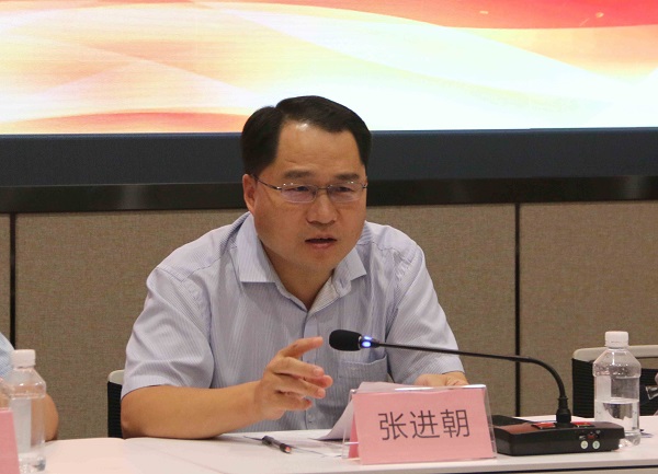 新鄉(xiāng)市住建局副局長(zhǎng)張進(jìn)朝作總結(jié)講話.jpg 新鄉(xiāng)市住建局副局長(zhǎng)張進(jìn)朝作總結(jié)講話.jpg