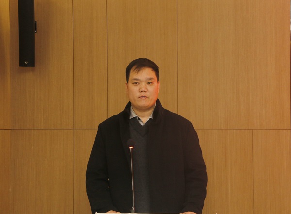 “格局屏天下”河南分院執(zhí)行院長(zhǎng)楊銘博致辭.jpg