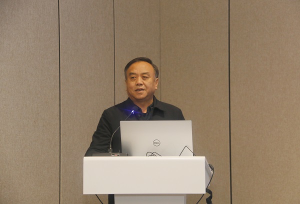 新鄉(xiāng)市土木工程學會副理事長、集團公司副總經理任全濤致辭.jpg