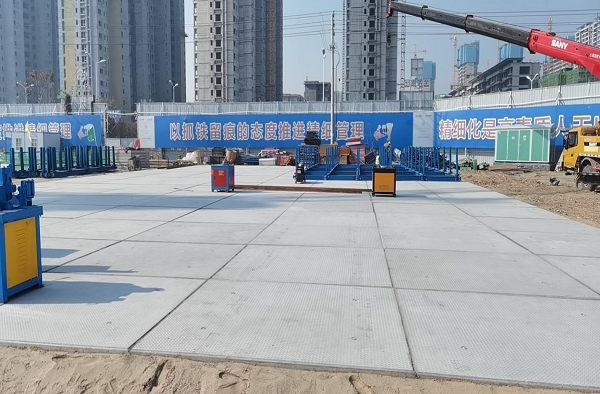 2、裝配式預制路面板構件在現(xiàn)場臨建區(qū)、材料存放加工區(qū)的應用（輕型或中型）.png